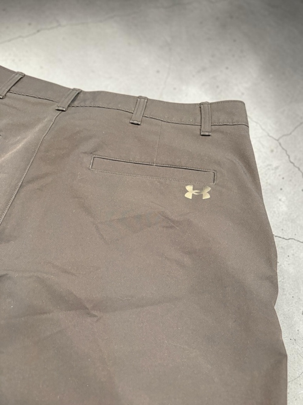 Under Armour Men's Tech Golf Shorts Black Size 40 Inseam 10 Moisture Wicking EUC - Picture 9 of 15